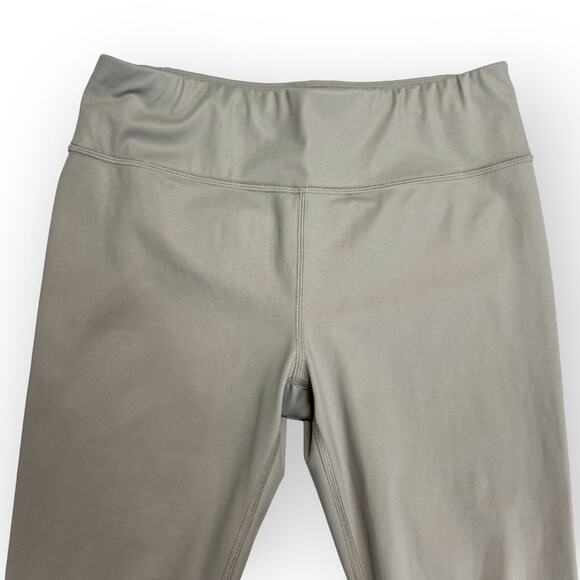 Athleta ContenderĀ Aero 7/8 Tight SIZE M Pebble Gray Zip Pocket Leggings - Picture 8 of 11